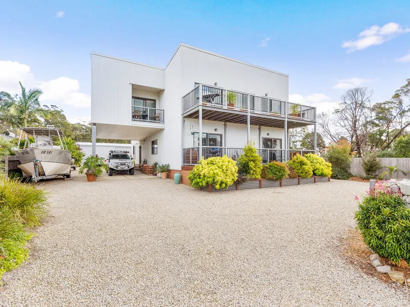 Supersized Beachside Entertainment with Beautiful Views