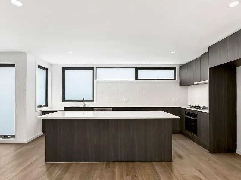 TIMELESS AND THOUGHTFUL LIVING OVER THREE LEVELS