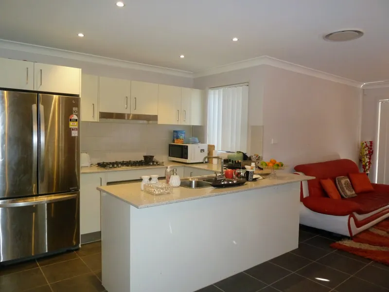 Double Story Delight in Ropes Crossing