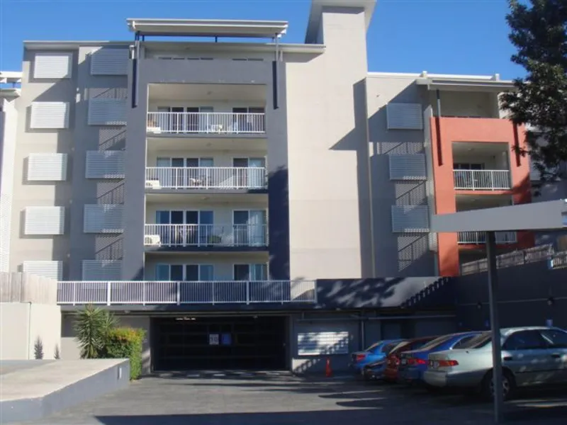 THE BEST OF THE BEST !!! Secure 3 Bedroom FULLY FURNISHED Modern Apartment