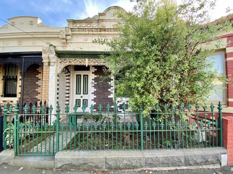 Single Fronted Charm - Two Bedroom + Study