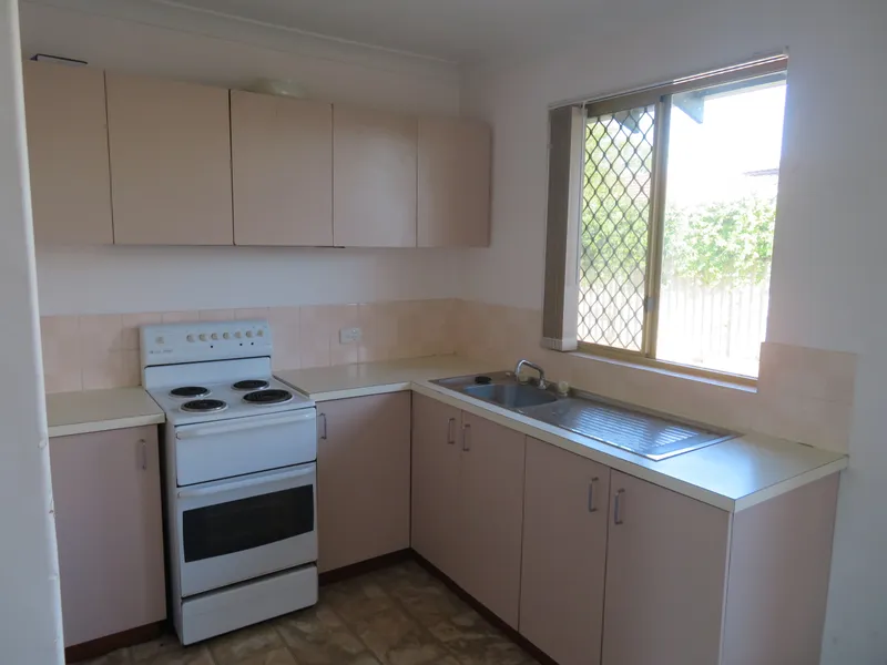 GREAT VALUE TWO BEDROOM UNIT WITH AIRCONDITIONER!!