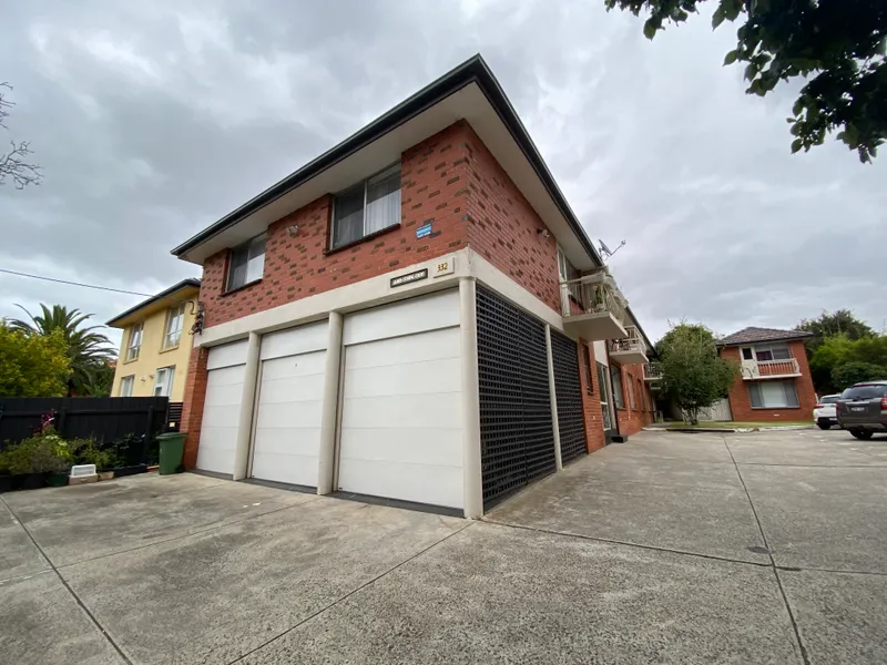 Ground floor apartment in Yarraville
