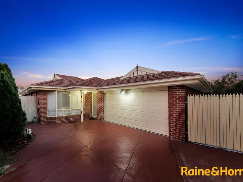 Neat & Tidy Family Home in Private Court Location