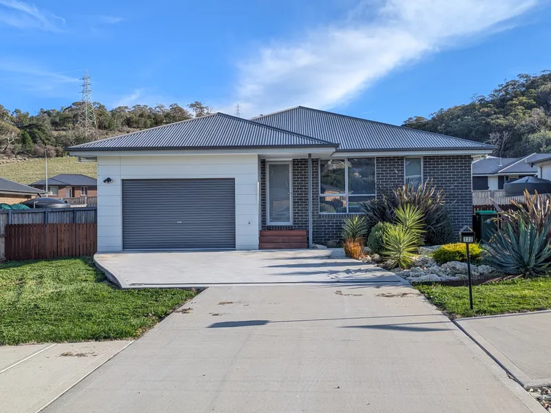 3 Bedroom Family Home For Rent