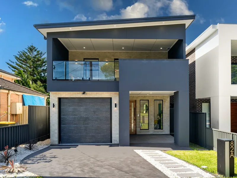 Brand New Residence in Prime Location