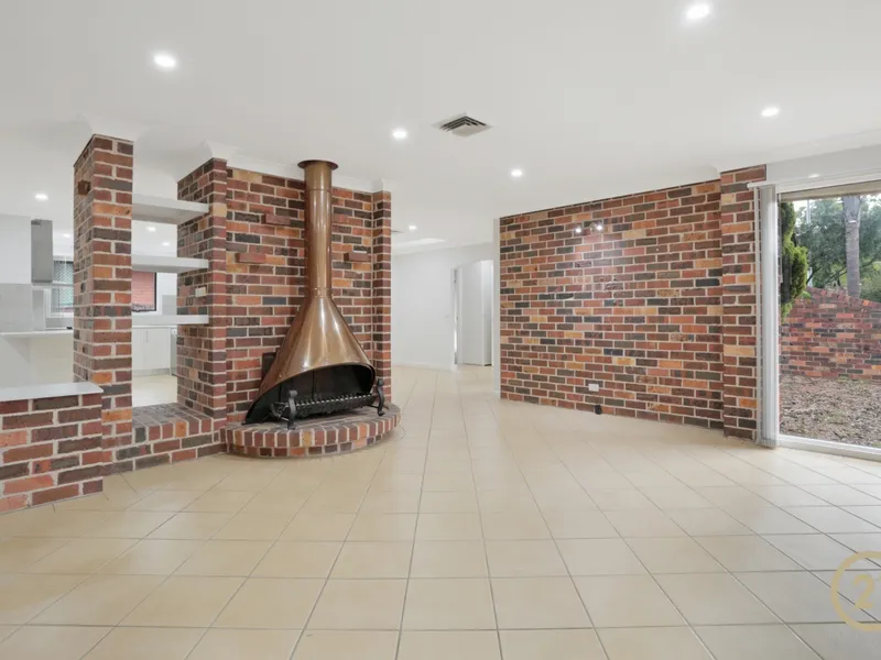Spacious 5 bedroom Renovated home!!!