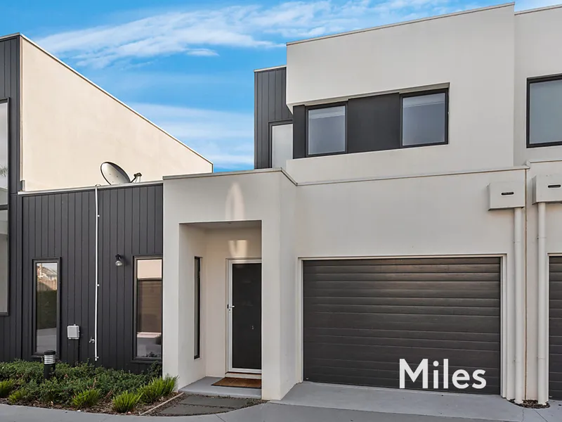 BOUTIQUE LUXURY TOWNHOUSE