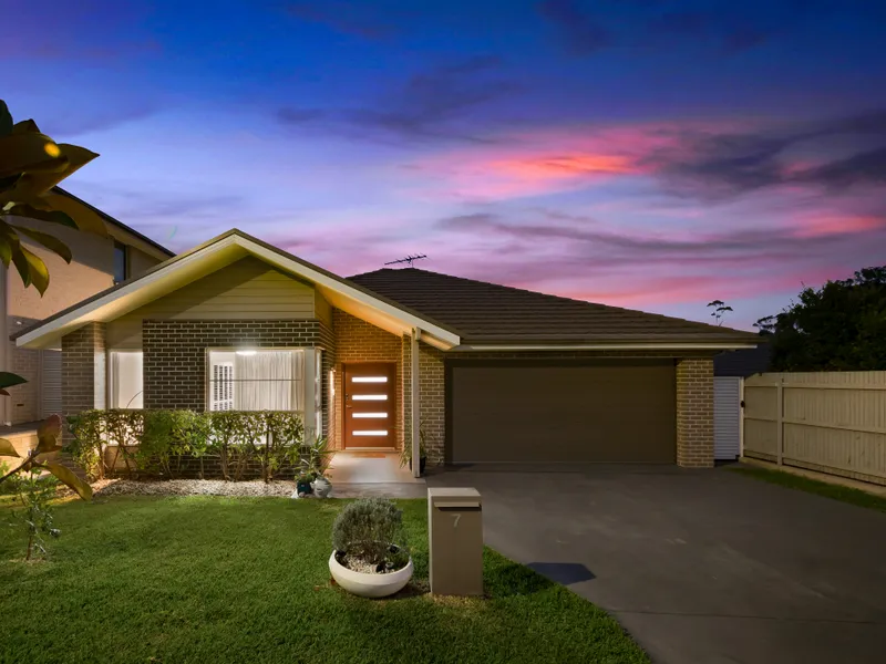 Walk To Glenfield Station - No Community Levies!