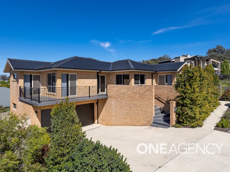 BLUE RIBBON LOCATION WITH VIEWS