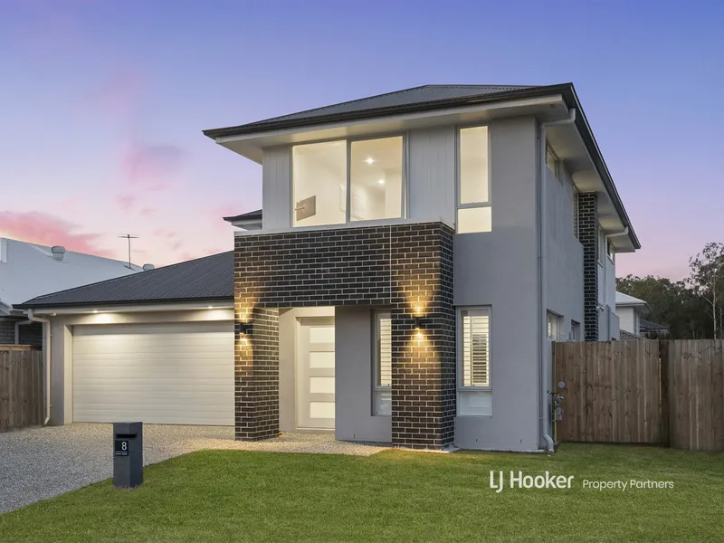 Premium Modern Build in Exclusive Pallara Stockland Estate