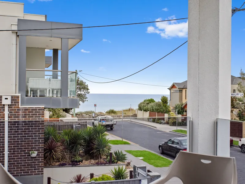 BEACHSIDE FAMILY BLISS WITH BAY VIEWS