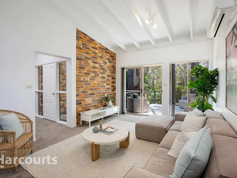 Beachside Living | Private Sunny Position!