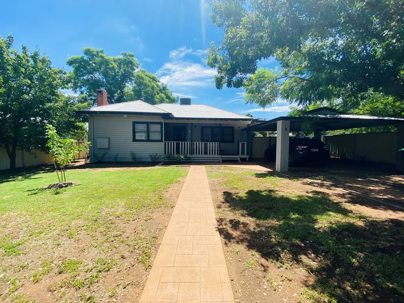BEAUTIFUL TWO BEDROOM HOME IN SOUTH DUBBO