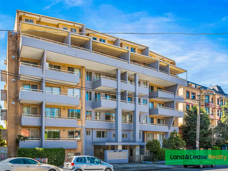 INNER WEST LIVING AT YOUR DOOR STEP!