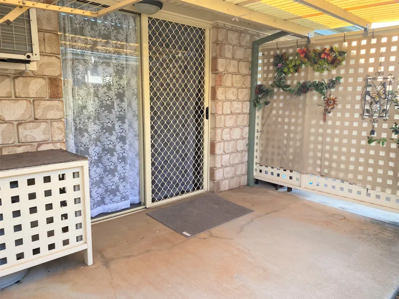 Lovely Over 55's Unit for Sale at a Great Price!! Currently Returning $180pw