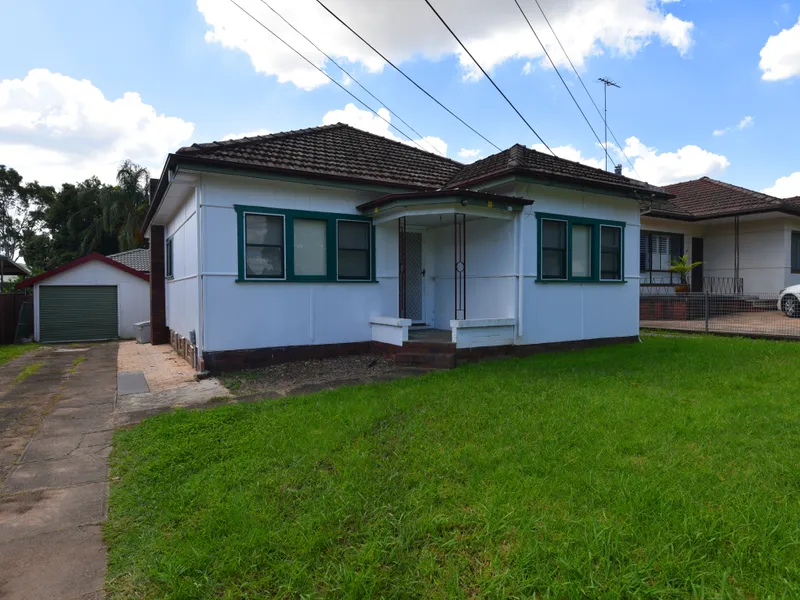 3 Bedroom Home In Convenient Location!