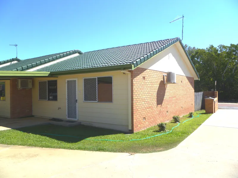 2 Bedroom unit in Quite Complex