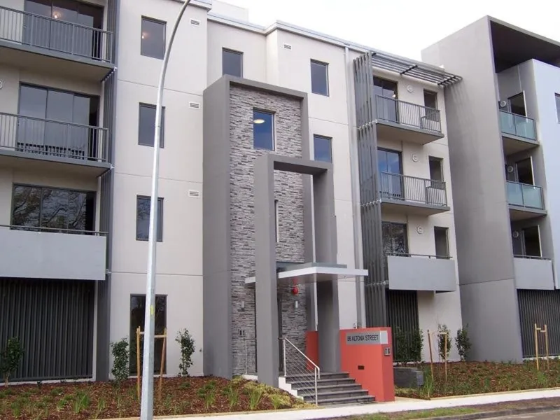 SPACIOUS TWO BEDROOM APARTMENT