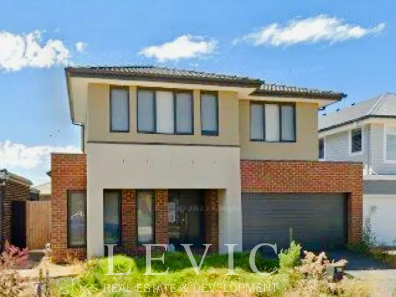 Light-filled beautiful property is available!