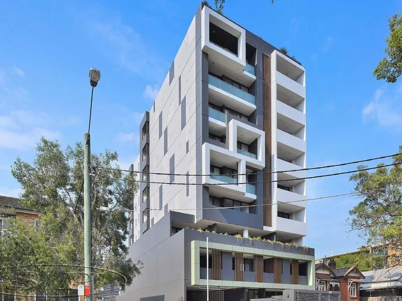 Near New One Bed Apartment