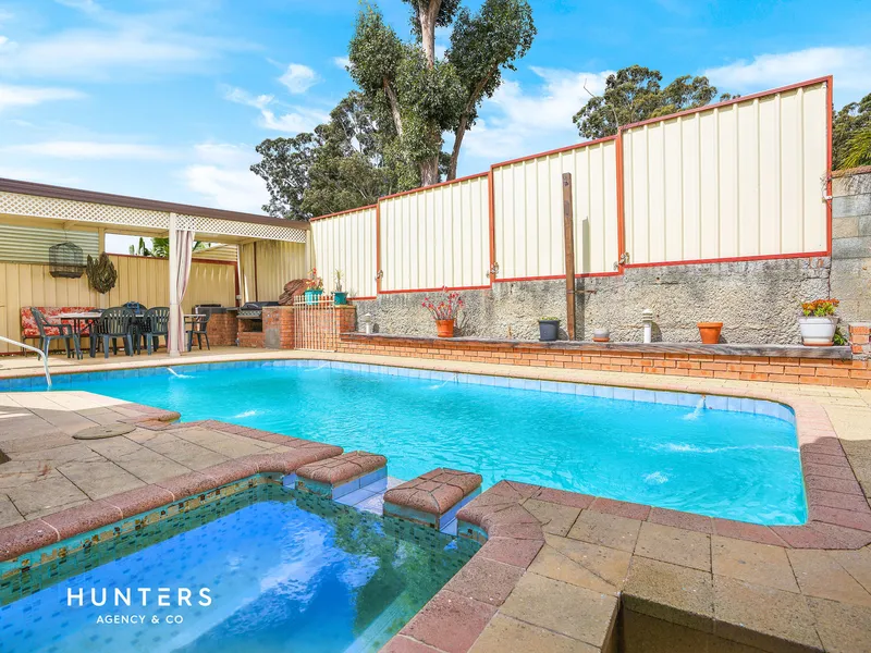 OFFERS CLOSING THURDAY 15TH APRIL 2021 5PM  Supersize Family Home