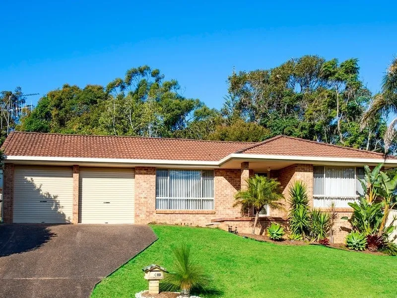 Perfectly Located in Lighthouse Beach Area