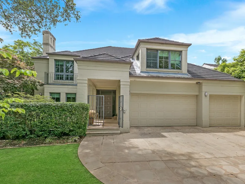 Substantial Executive Family Home… St Ives North Public Catchment