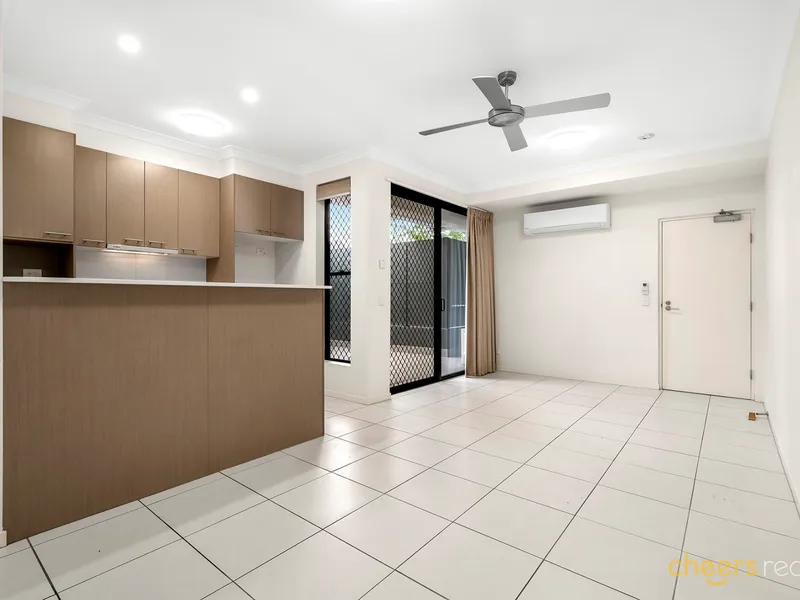 Ground Level Apartment with Huge Outdoor Space!