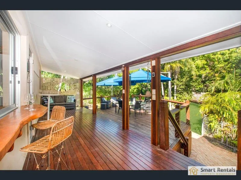 Spacious Tropical Oasis - Quiet Court!