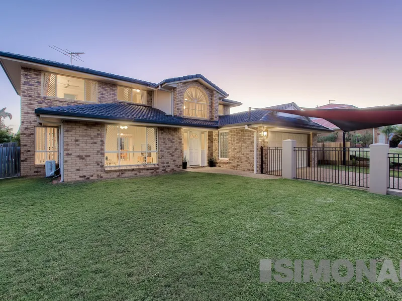 GRAND SCALE NORTH FACING FAMILY HOME | OPPOSITE TO PARKLAND | PREMIUM & ELEVATED POSITION!