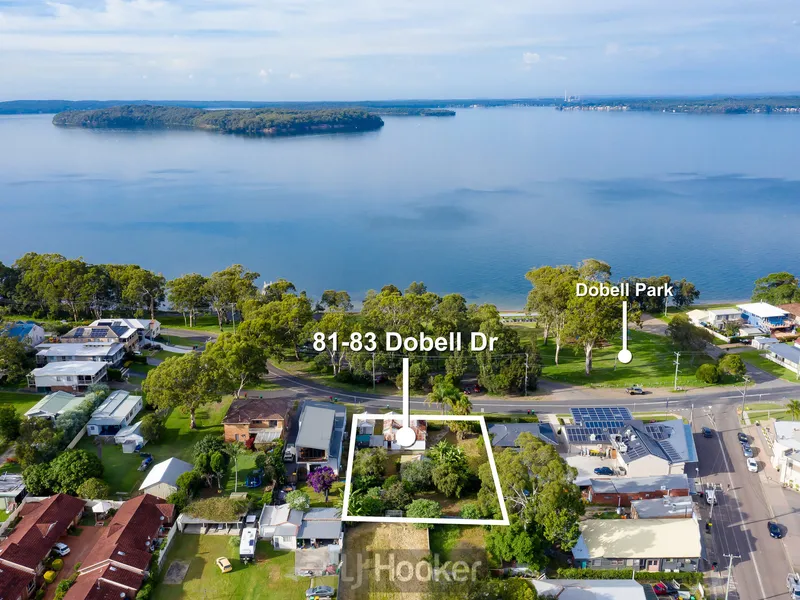 ROAD RESERVE WATERFRONT - OVER 1,300SQM B1 ZONING AND LAKE VIEWS