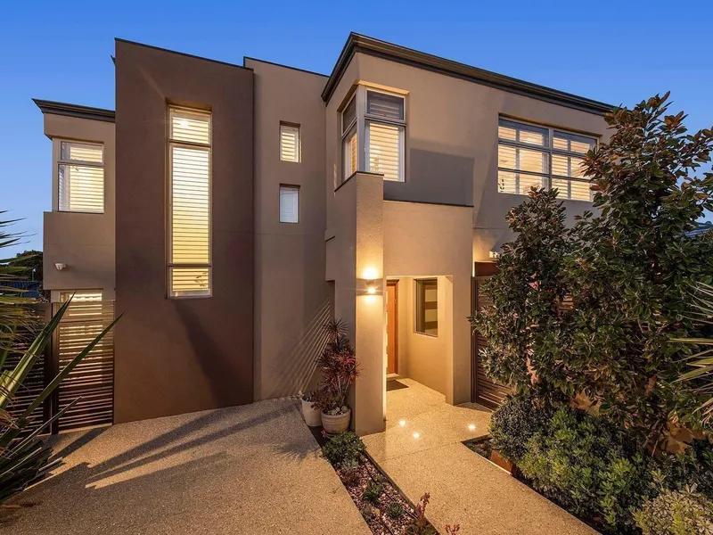 ULTIMATE LUXURY, GRAND DESIGN & ABUNDANCE OF SPACE ON NEW AGE BLOCK