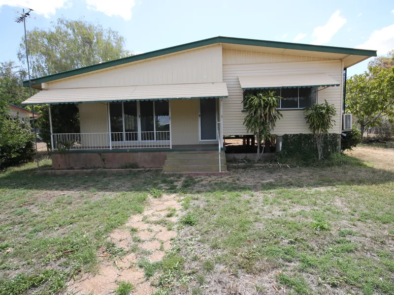 Quaint 3 Bedroom Home in Richmond Hill - perfect family home!
