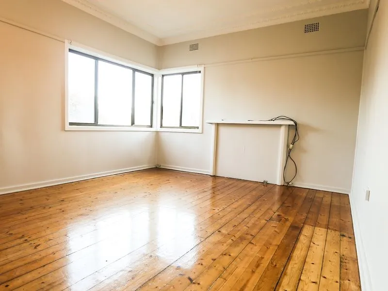 Renovated 2 bedroom residence