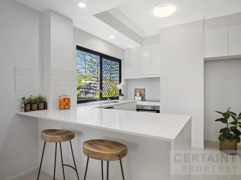 Gorgeous apartment in the popular Palm Beach!