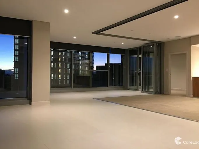 Oversized two-bedroom WaterView Apartment