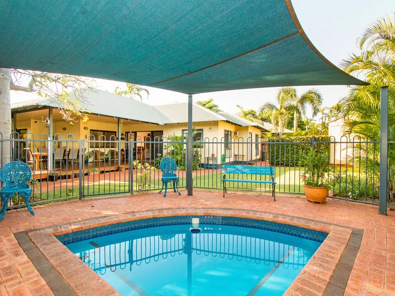 Great Family Home with Pool