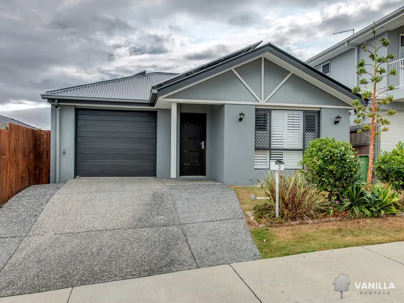Stunning Solar Powered Home In a Sought After Suburb, Your Dream Rental Awaits!