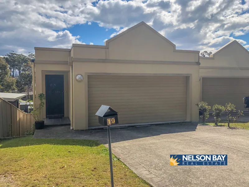 Spacious 3 Bedroom Duplex with Rumpus