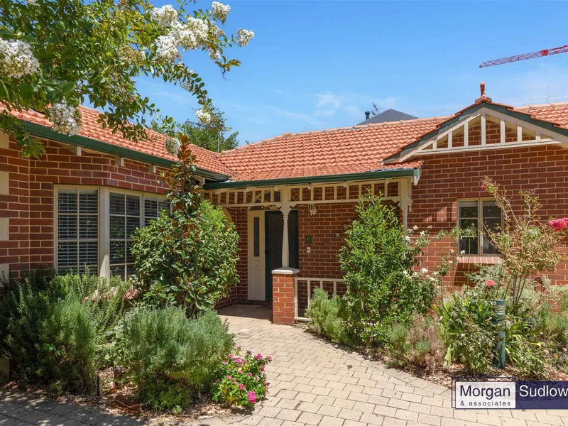 Over 55s Boutique Single Level Villa in Blue Chip Location