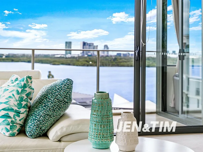 MAJESTIC WATERVIEWS | 108 SQM ON TITLE