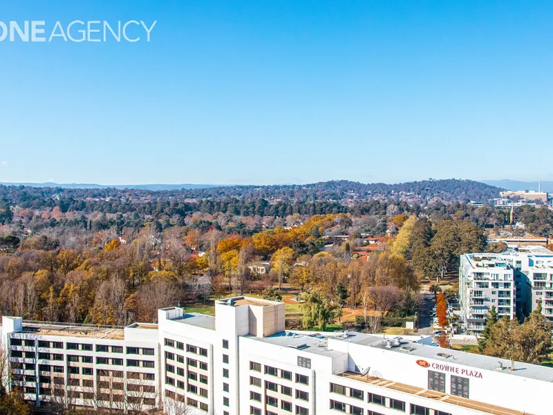 Fully Furnished Executive Top Floor Apartment