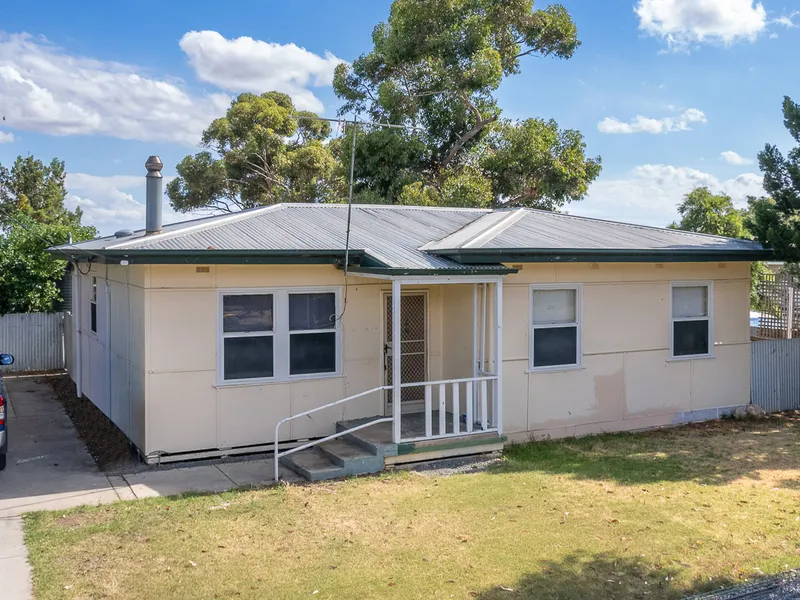 Affordable 1st Home or Ideal Investment