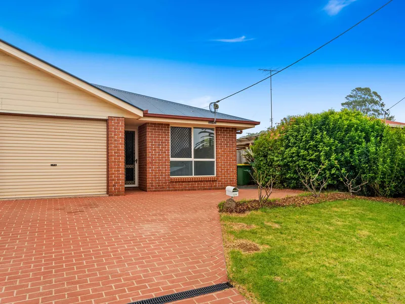 Walking distance to the University!