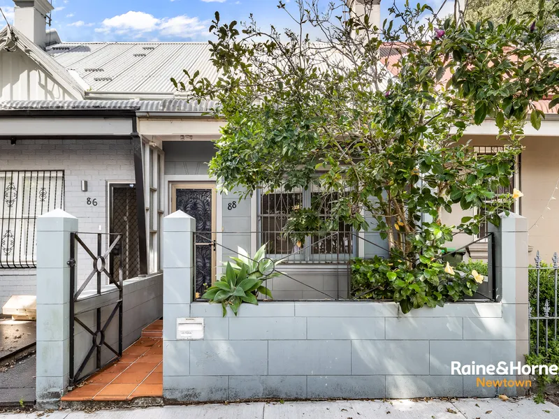 Stylishly renovated house in the heart of Erskineville