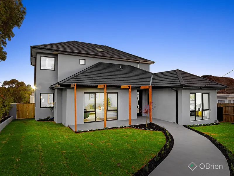 Spectacular Entertainer with Sweeping Views