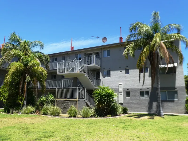 FURNISHED 2 BEDROOM UNIT