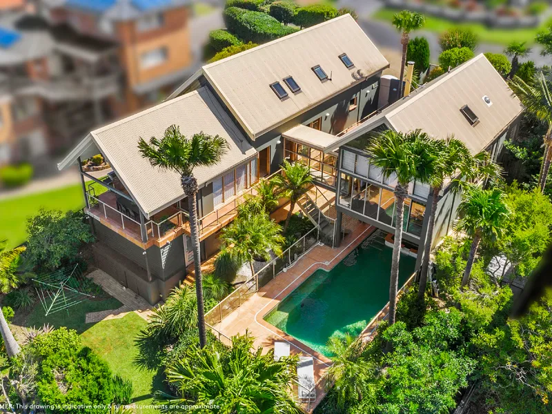 Massive Entertainers Retreat Complete with Panoramic Views