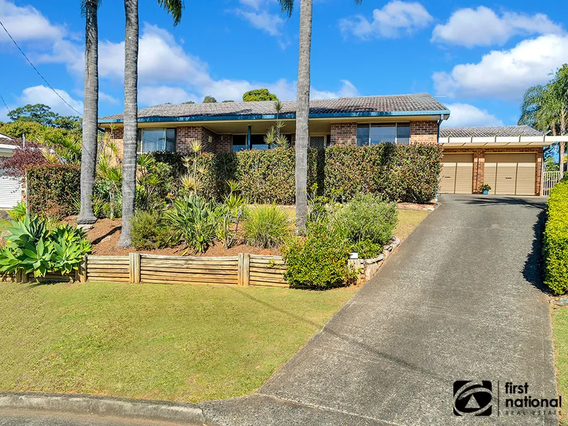 Single level family home